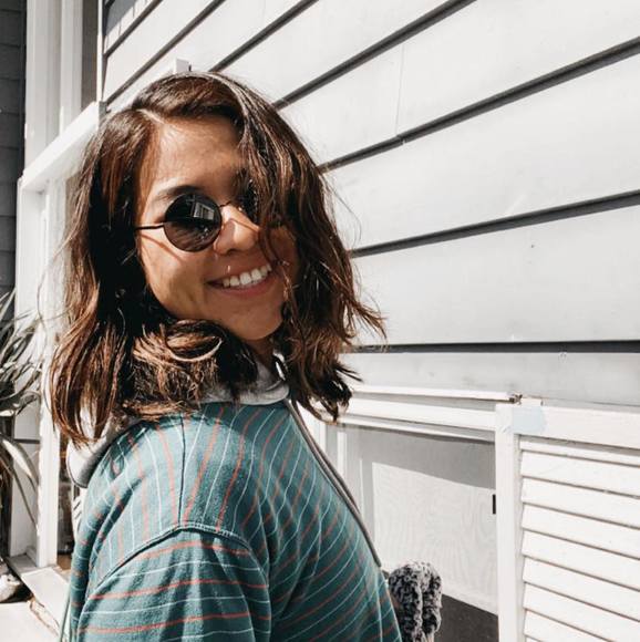 Meet your Posher, Tianna - Picture 1 of 1